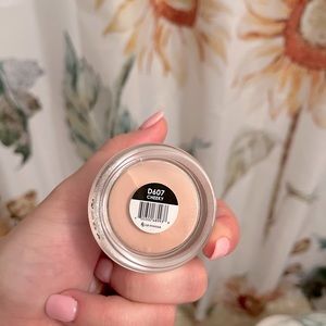 Kiara Sky dip powder